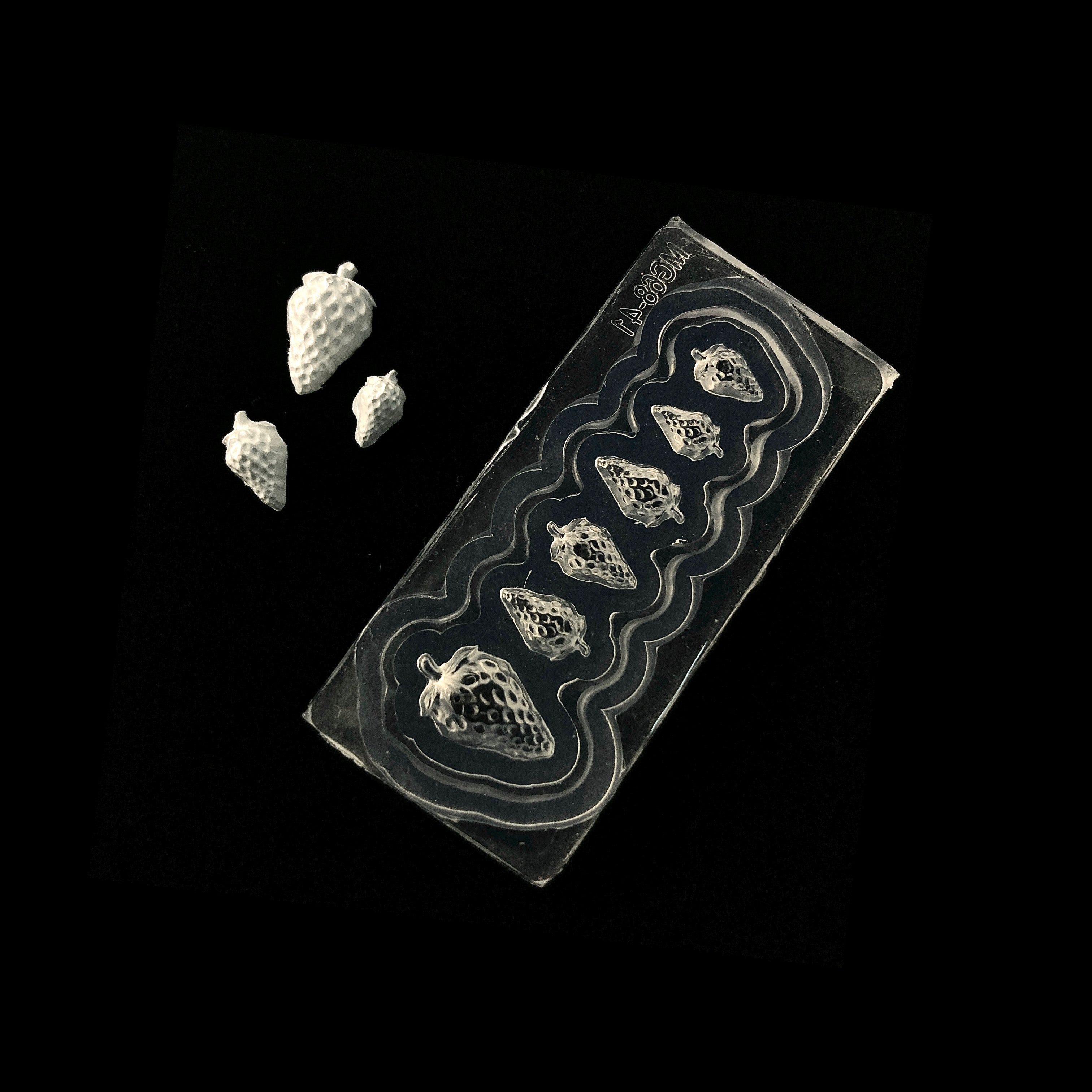 3D Nail Art Mold- Little Strawberries
